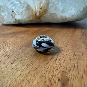 Pandora Authentic Retired Black and White Swirl Murano Glass Silver Charm Bead